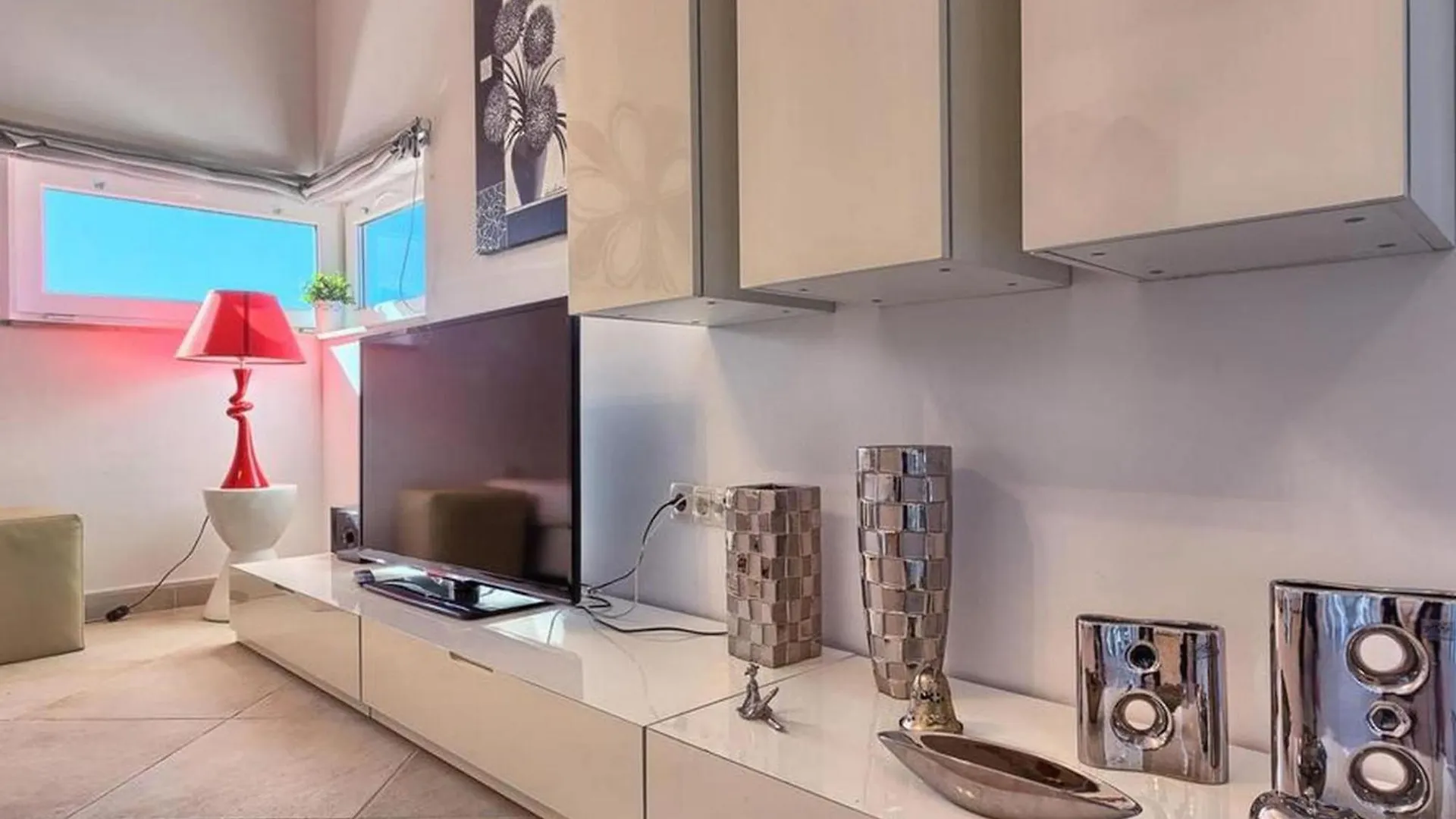Three Bedroom Apartment With Sea View And Pool Aside Trogir