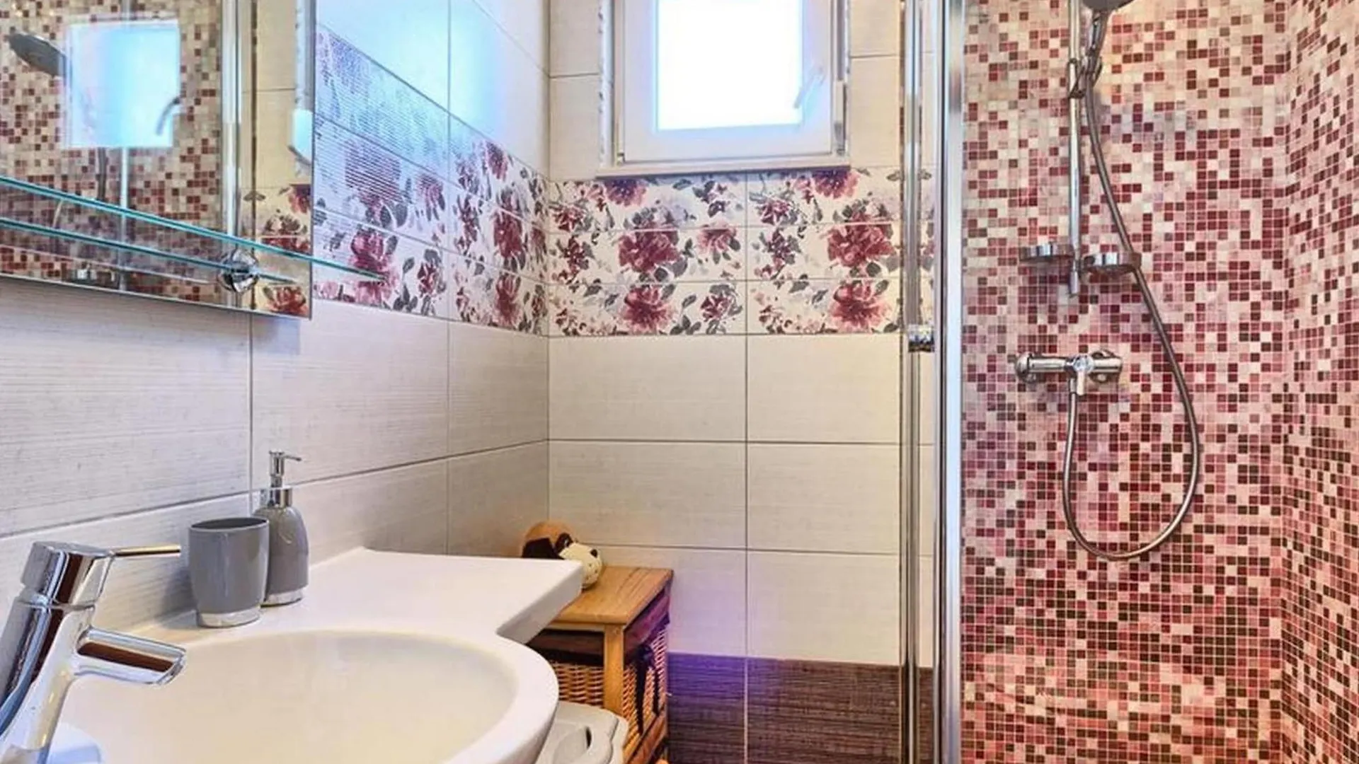 Three Bedroom Apartment With Sea View And Pool Aside Τρογκίρ