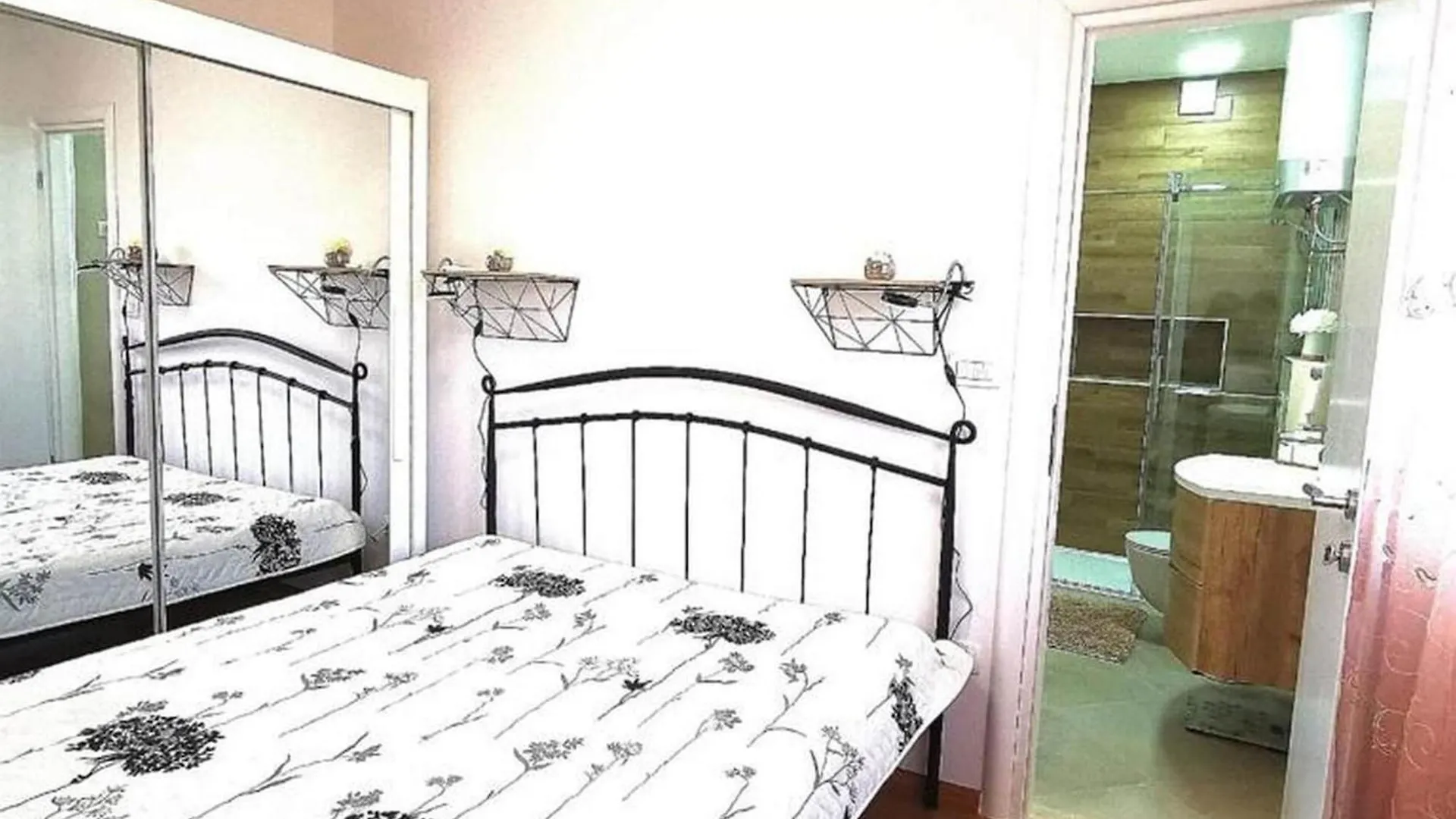 Three Bedroom Apartment With Sea View And Pool Aside Τρογκίρ