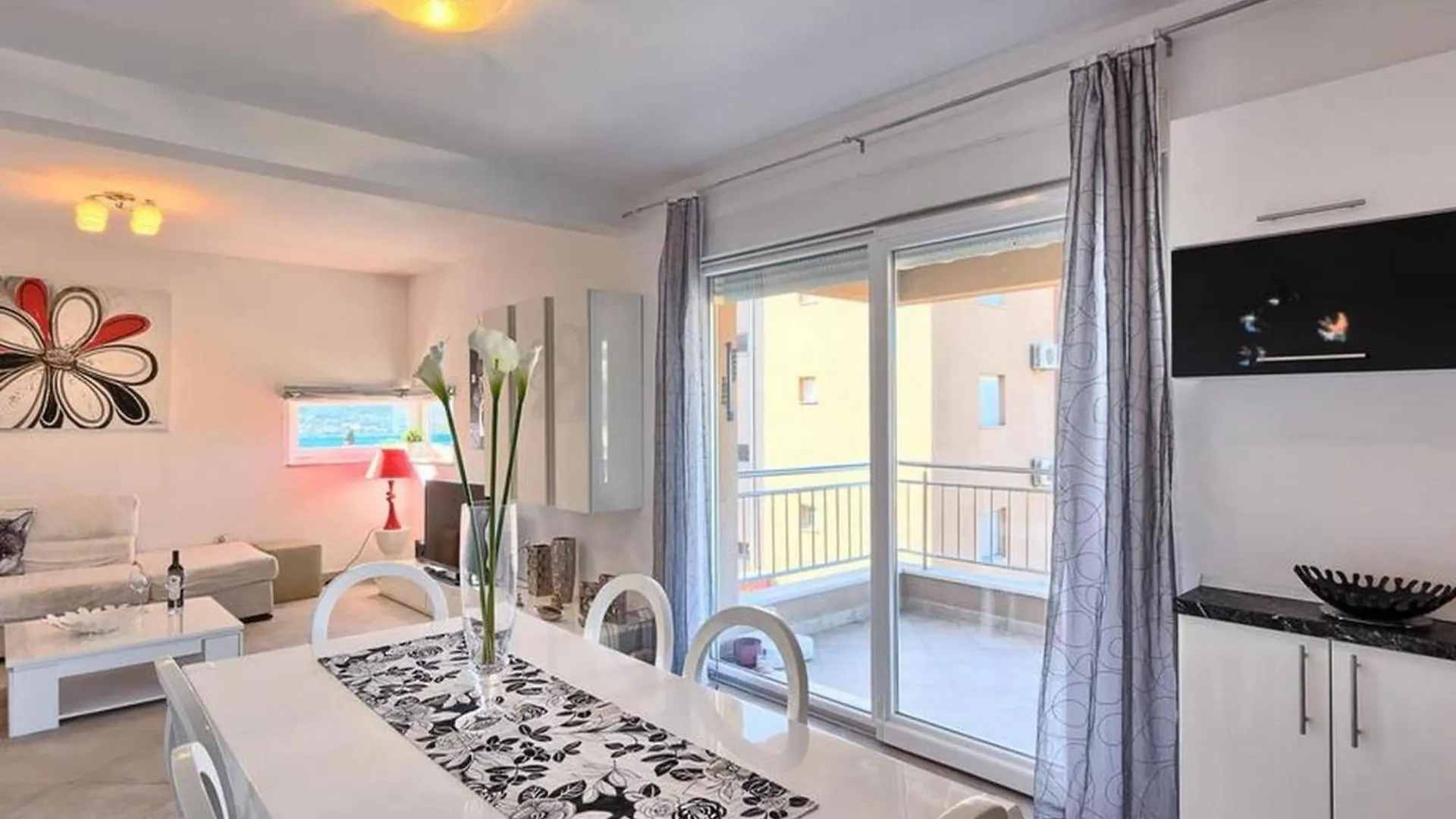 Three Bedroom Apartment With Sea View And Pool Aside Τρογκίρ Κροατία