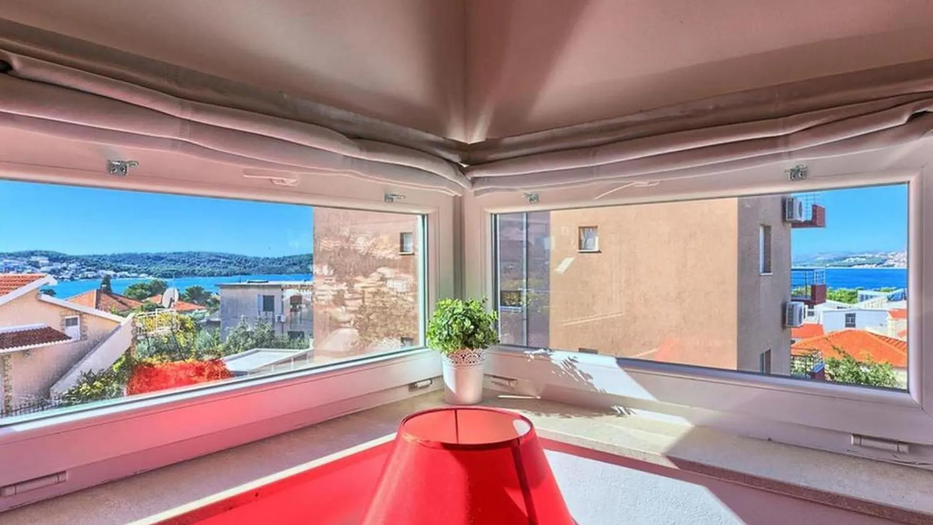 Three Bedroom Apartment With Sea View And Pool Aside Trogir